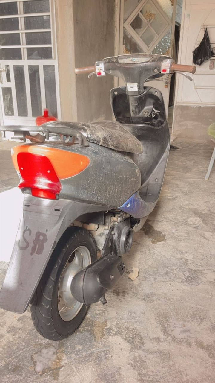 سلام عليكم
دراجه عصفوريه فحل 60 دراجه جديده نكره سلف بكل وقت يرادلهه بس قمجي مال بانزين و قبق مال اشاره  وكفر ليمنه جارد من شمس مكاني بغداد كماليه ***********
