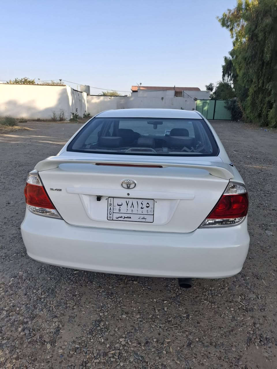 السلام عليكم
كامري 2006 جاهزة ما بيها اي نقص.
محرك كير تبريد 4 سلندر 
بيها رش صبغ للجمالية 
قطعتين 
***********
***********
