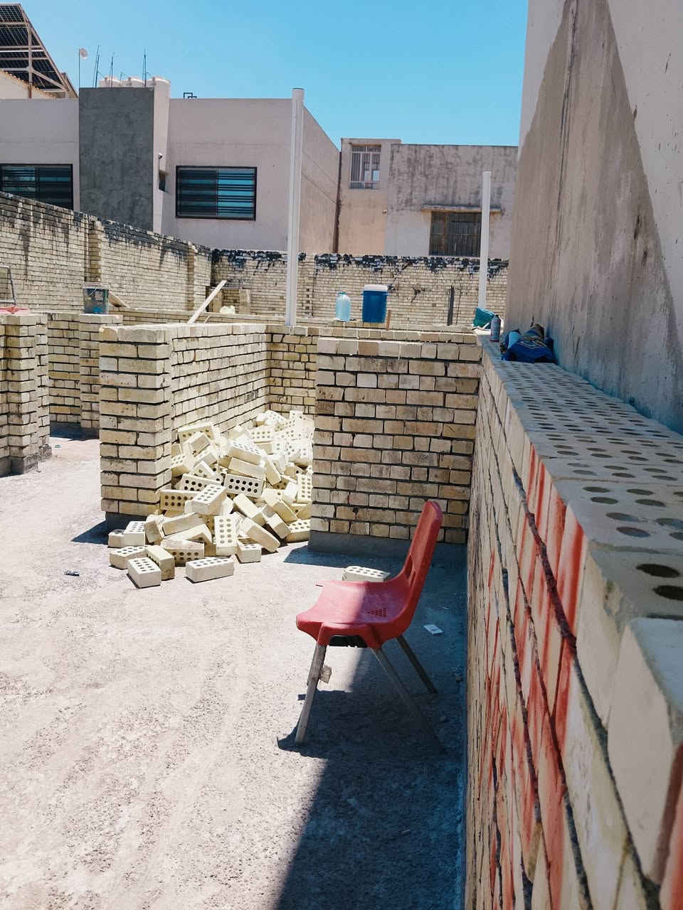 السلام عليكم خلفه بناء درجة اولى التزام بالموعد شغل نضيف استلام مهندس مكاني بغداد ***********
