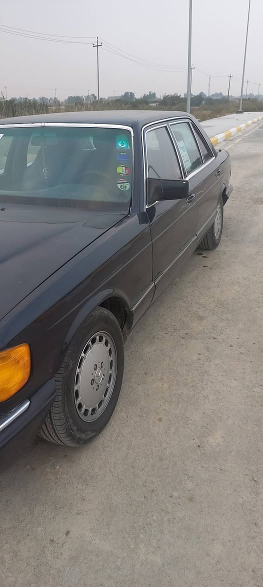 السلام عليكم مارسيدس 300جامبو  باب طويل رقم صلاح الدين مصبوغه صبغ عام بدون حادث او ضربه محور مكينه وكير بطه 2500 تبريد شغال تخم تاير صدر امامي وخلفي جديد السياره جاهزه خير من الله السعر 60 وبيها مجال او مراوس حسب القناعه واسط الصويره ***********
