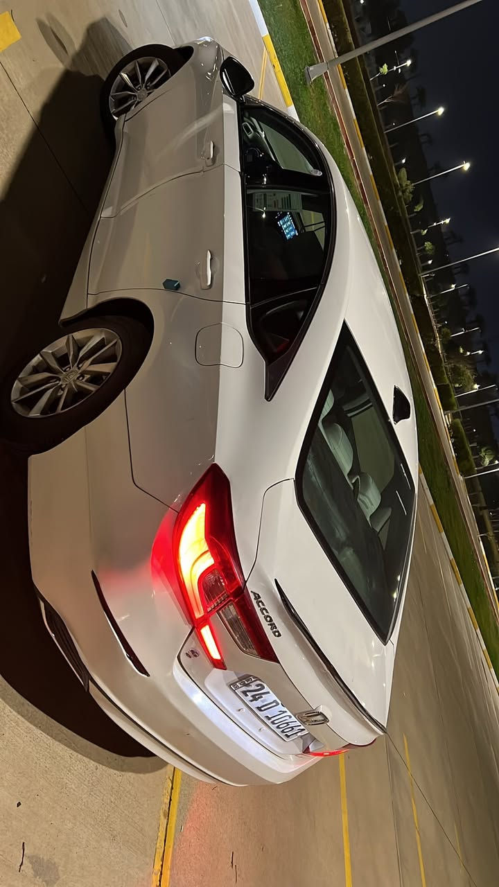 هوندا اكورد موديل22
فول مواصفات ماعدا الفتحة

ماشية 69 

حادث جاملغات امامية وبنيد وباب السائق

رقم دهوك

مكان السيارة صلاح الدين-تكريت(***********)

السعر:125
