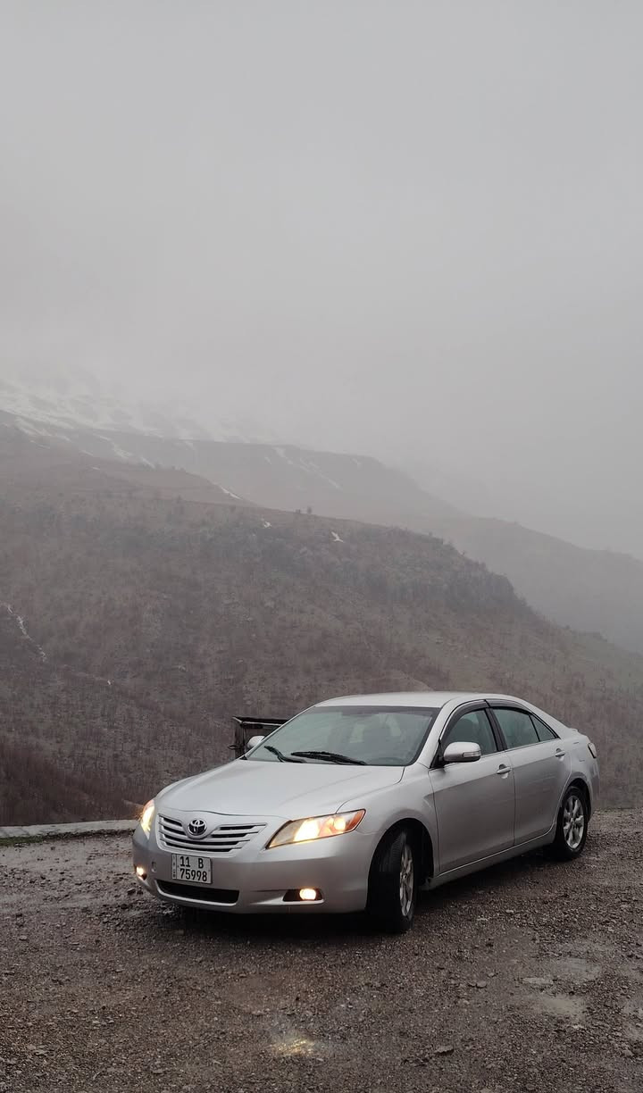 سلام عليكم كامري للبيع 2009 بغداد محرك 2400كير بلادي محرك تنقيص بصيط متواجد عل خط فقط ***********
