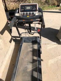 عندي جهاز جري أخو الجديد استعمال جدا قليل  وعندي دراجة جديدةR9  2025بط...