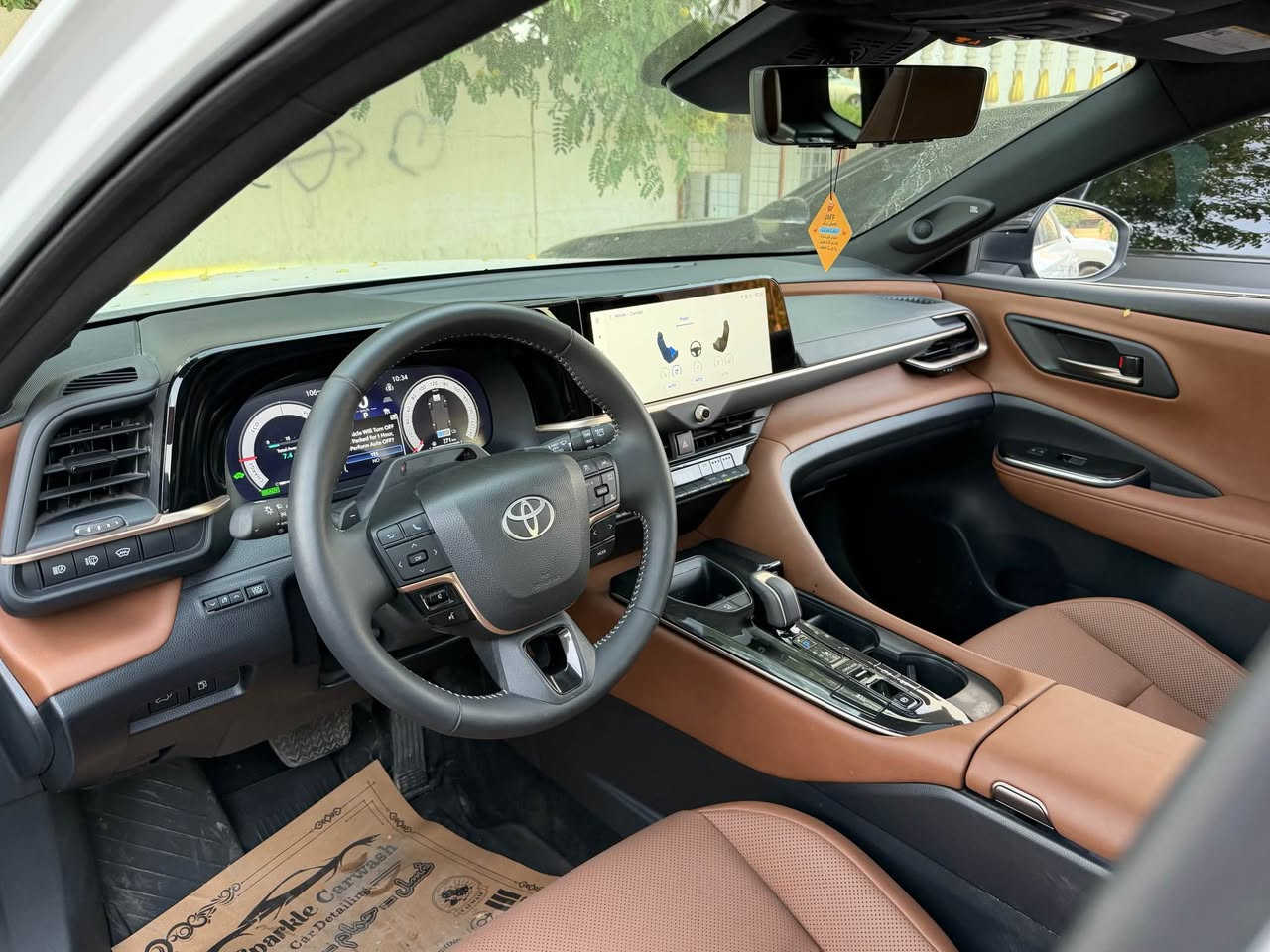 toyota crown signia XLE 2025
سلام عليكم 
تويوتا كراون من النوادر موديل 2025
ماشي ٨ الاف كيلو متر 
فوللل الفوللللل 
Awd
بانوراما 
كشن تبريد تدفئة 
داخل مشمشي 
جاملغ باب ورا السكن صبغ بدون ارباك
يترقم شمالي
سعرة 380 ورقة وبي مجال للطيبين
*********** كالار, السليمانية
