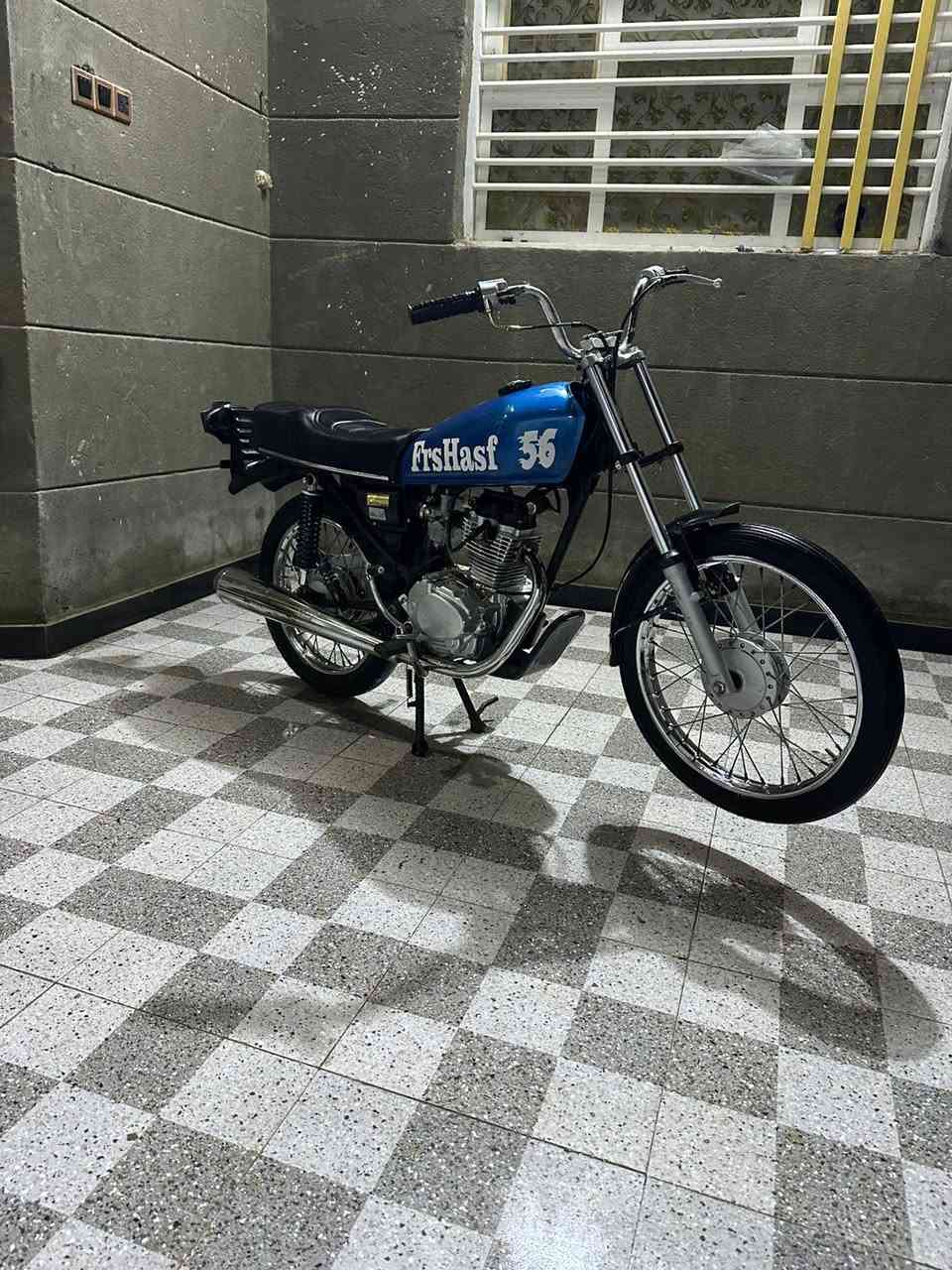 سلام عليكم دراجه للبيع تعمير 25مكينه سيجي براغي صفر مبدل بستم شاصي 22 شبهه اصولي بليته ورقم شاصي السعر 750 وبيه مجال قليل مكاني شطره  *********** المو شراي گـبـل👍
