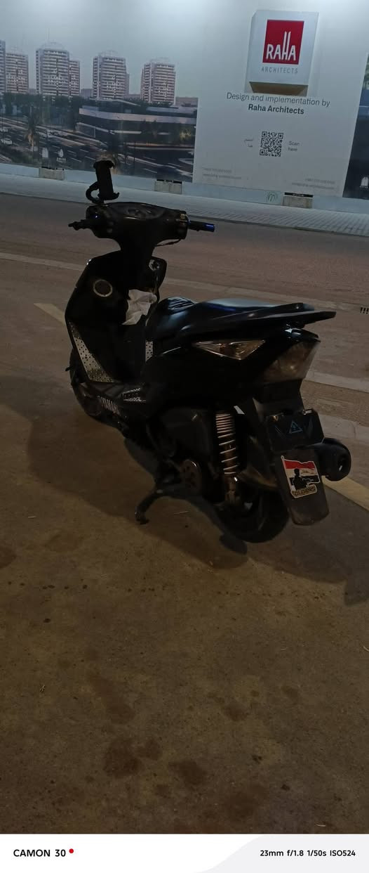 سلام عليكم
عيني دراجه ثعلب 140 مكينه 58 للبيع كابريته جديد زوج تايرت جدد بيه صوت فقط بل كلج امامي اللبيع سعر 600 قفل المكان ابو اغريب


**إذا كنت صاحب هذا الإعلان وتريد حذفه لأي سبب، رجاءا أرسل رسالة إلى الدعم الفني**