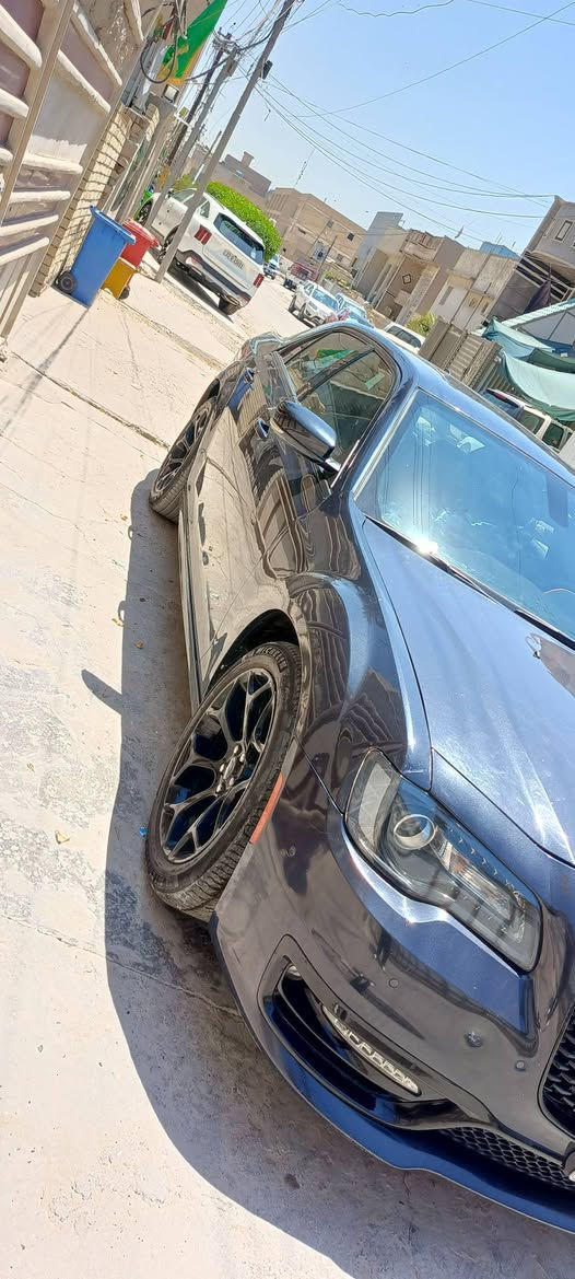 اوباما موديل ١٨s  وارد امريكي السياره احنه مستوردينهة دخول جديد فول واحد على واحد حادثهة وسونارهة مرفق بل صور ماشيه ١٧٠ كيلو متر مو مايل  بيع سريع الجاد يتصل ويدلل *********** ماموجود خاص ملاحضه السياره بيهة بابين كلير طلع من امريكا
