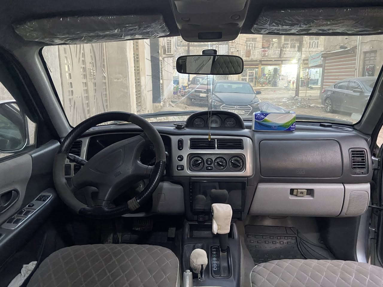 السلام عليكم 
مسيوبوشي نتيفا 2008 

تبريد + تدفئه سنترلوك للجام و الابواب  مري شفط 
  شاشه مع كامره خلفيه

حادثها  دعاميه خلفيه + بنيد وجاملغ بدون شاصي
 السياره بيها تبخير بل محرك + كرنك تاخذها على وضعها 📍بغداد ' الغـزاليه 
***********
💵: 68 وبيها مجال
