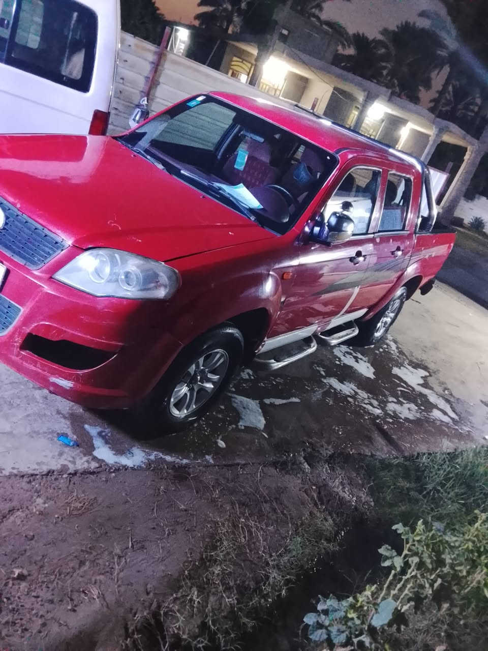 سلام عليكم بيكم موديل 2013 كير محرك خير من الله تبريد ثلج سياره جديده مال جناي سياره مكفوله لاضربه ولا صبغ مكان بغداد التاجي شراي يتصل *********** سعر 58 وبيه مجال
