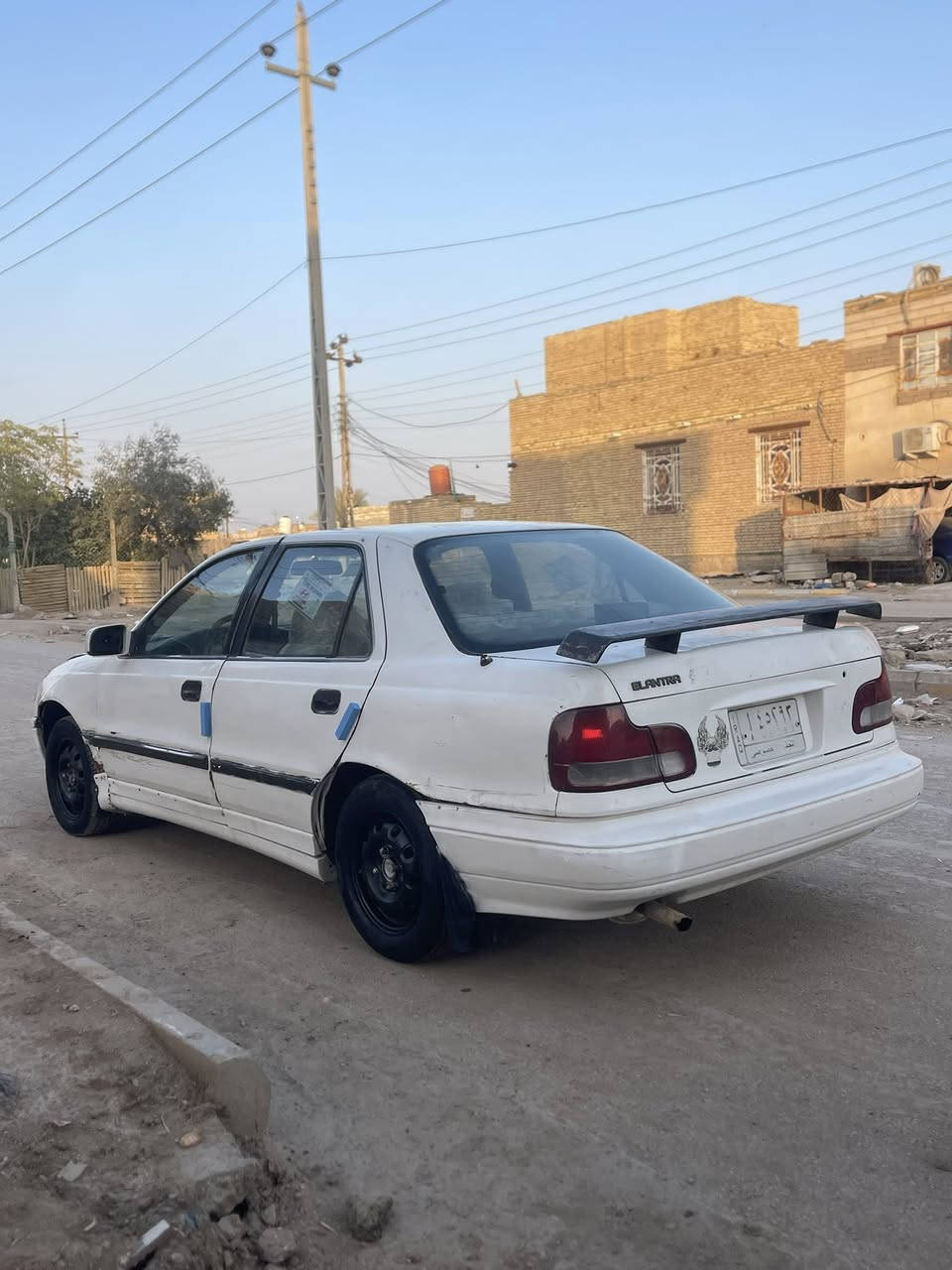 السلام عليكم للبيع او مراوس النترا موديل ١٩٩٤ رقم نجف مشروع وطني
تحويل مباشر محرك ١٦٠٠ كير عادي محرك كير حداديه تخم تاير كهربائيات دواخل كله جديد سياره جاهزه مكان ناصريه مركز السعر ١٦ وبيه مجال 
رقم***********
