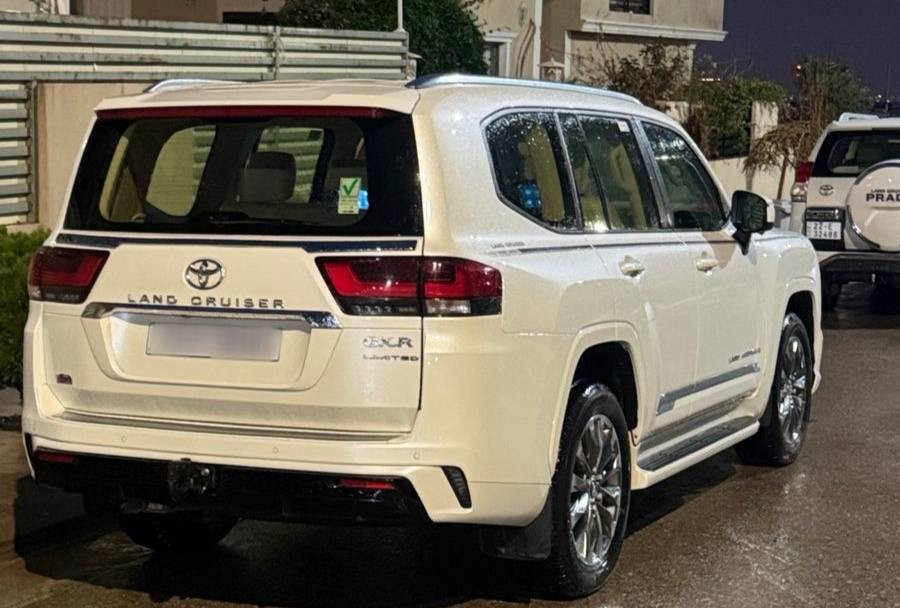 تويتا لاندكروز 2024  لمتدد وكالة ساز 
رقم دهوك سنوية و رقم جديدة 
السيارة حيل جديدة و نظيفة 
بقية ع وضع الشركة 
ماشية 44 الف

🟪 السعر  :: الطلب في التعليقات ويوصلك مباشرة ✍️ 📩

مكفولة مغلفة PPF

رقم صاحب السيارة 
***********
