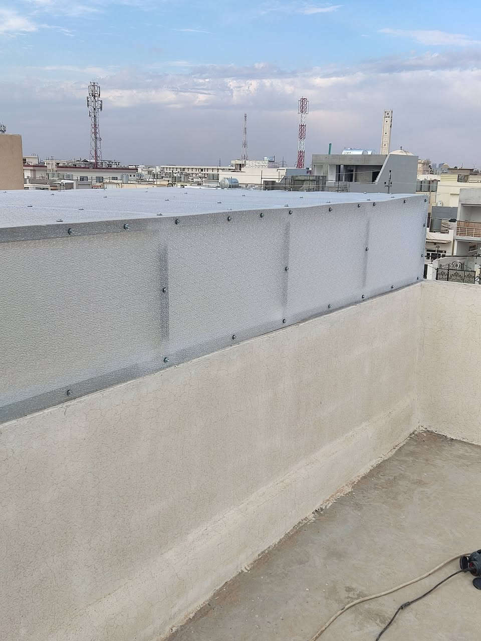 حداده سفري
عمل حدادة 
ابواب شبابيك والسقائف ومحجلات باحدث الانواع والكتائب و غرف سندويج بنل اتواصل ويانا لل تفاصيل اكثر 
***********
***********
