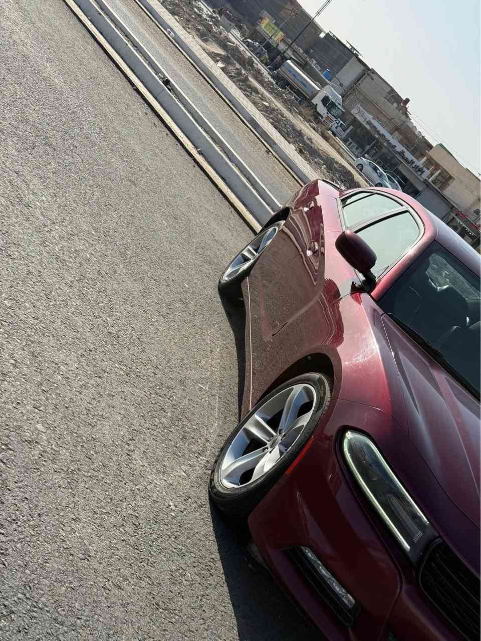 جارجر 2017 السياره مكفوله كفاله عامه فول مواصفات 3600 رقم  اربيل الجديد   السنويه لل 29.تنتهي  مكاني بصره  *********** Singapore
