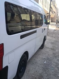 نيسان اورفان عاليه للبيع 2016  محرك كير اكسل مكفولات منظومه غاز  تبريد...