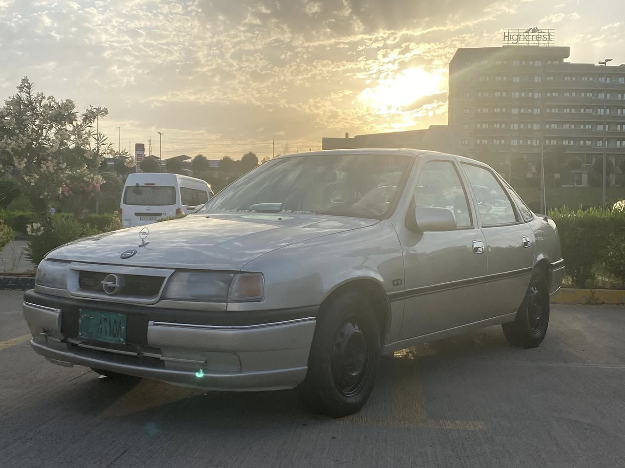 شتی یەک دەستو لۆک📦
له سه ر ئيزني ادميني كول ام اوبله فيكترايه بو فروشتن له شاري سليماني مه كينه ٢٠ گير توماتيك موديلي ١٩٩١ ارمي بلاستيكي دهوك به شه رتي اوه ليات ماشه الاه سه ياره زور ريكو بيكو جوانه ده عمو ليدراو هيجي بيوه نيه يه ك قه تره رزيوي نيه موسو براوه ي به شه رت ٤ تايه و ويلي لوك لوكي له ژيره ناوي هه ر لوك لوكه سه ياره كه له ره سما جونه له روبه رو ١٠ اونه ي تر جوان نه بو باره ي ريكه و بانت عايدي من ١ چركه و ١٠٠ دولار ببره به شه رتي فيته ر شتيكي زور ريكو بيكه سعريشي ٣٤ كه لا و مه جاليكي برايانه ناونيشانم سليمانيه بو زانياري زياتر 
***********
*********** فايبه ر واتساب
