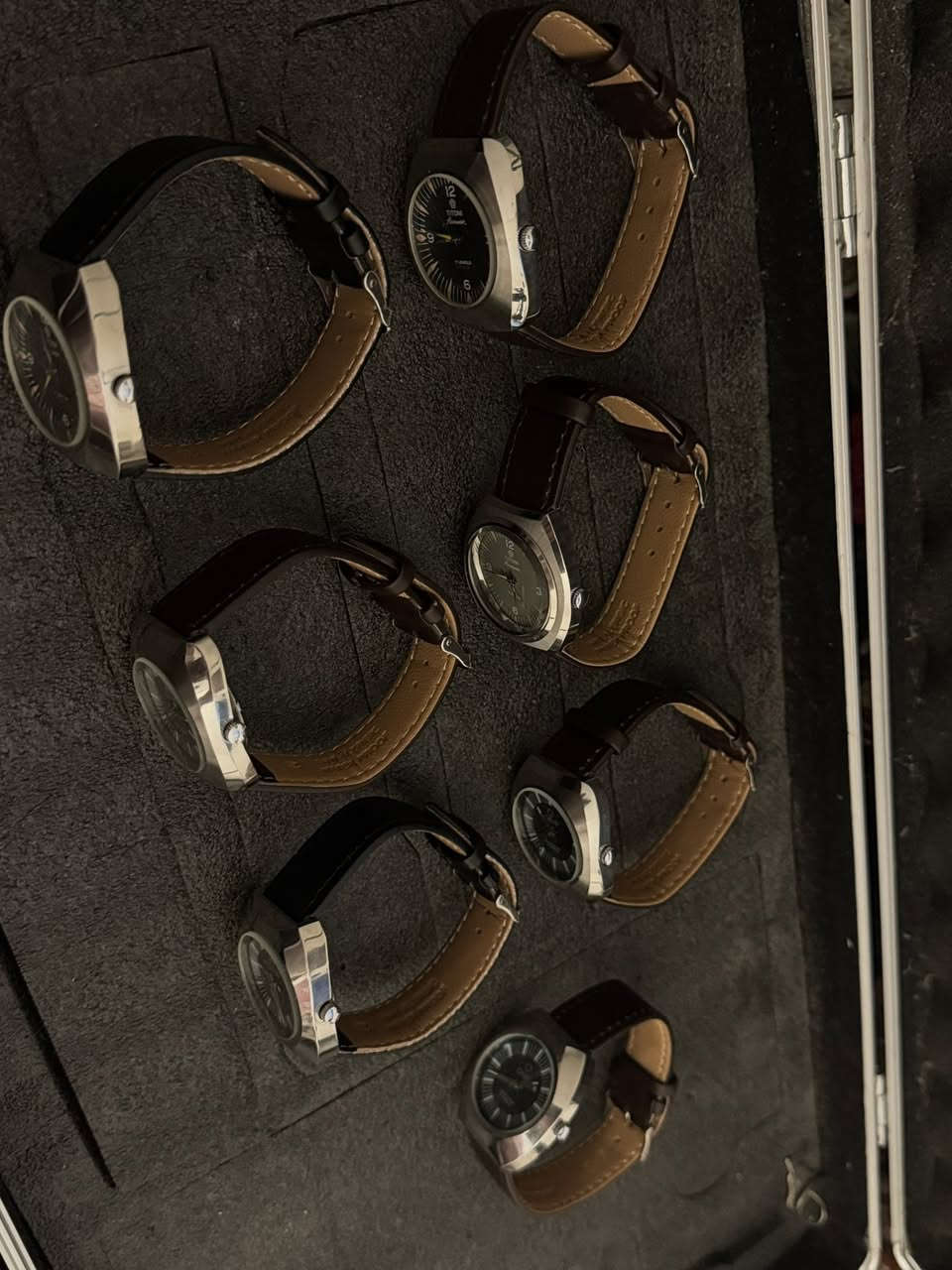 صباح الخير اخوان ساعات سويسري عدد 8 ميكانيك نضافة 100 اصلي مخزون شلعة 8 قطع الي تفيدة يتفضل خاص


**إذا كنت صاحب هذا الإعلان وتريد حذفه لأي سبب، رجاءا أرسل رسالة إلى الدعم الفني**