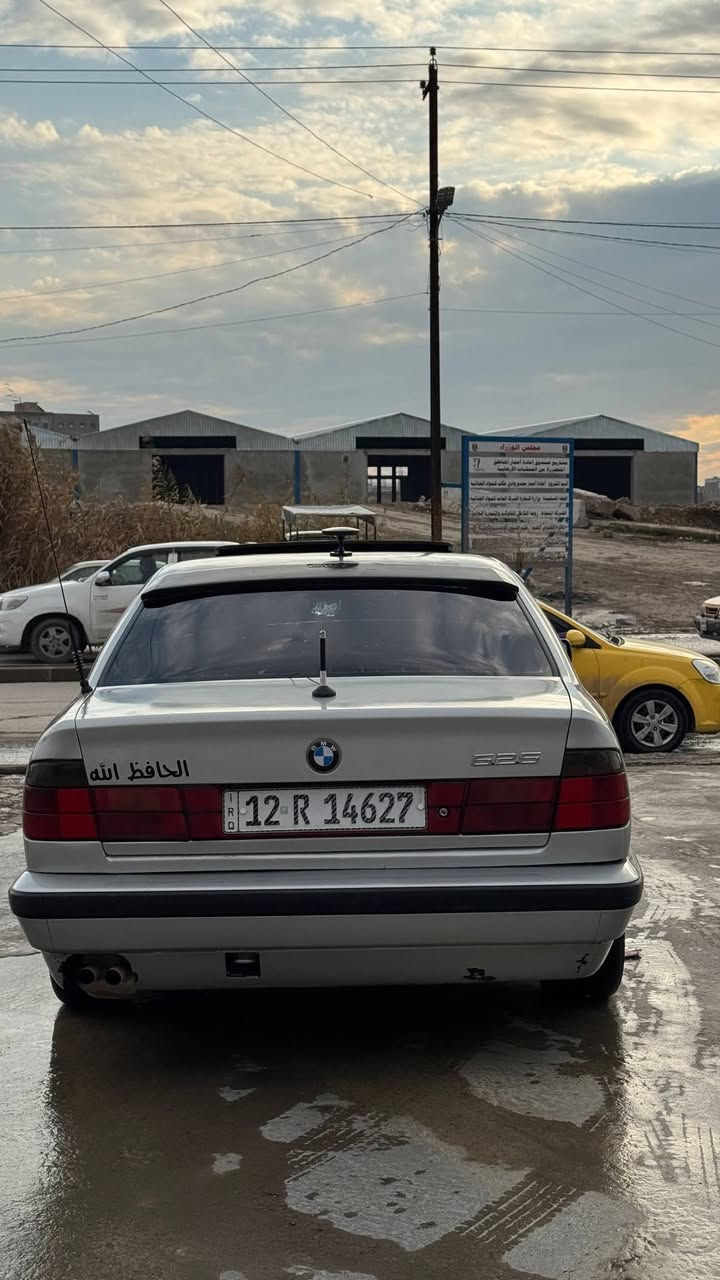 السلام عليكم BMWحجم ٥٢٥رقم نينوى محرك كبس صبغ جماليه فقط رقم الهاتف ***********
