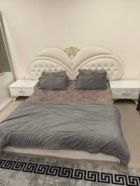 ٥ ورقه • ناونيشان رانيه