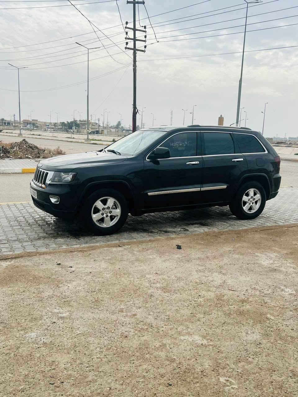 جيب شيروكي مديل 2011وارد أمريكي السياره حساسات خالفيه كامره تحكم استيرن بصمه وابواب هم بصمه كشنات كهرباء حداديه جديده تخم تاير مكينه وكير مكفولات رقمه بغداد بسمي السياره بيه صبغ ماشيه160 
السعر 117وبيه مجال مكان السياره واسط
***********
***********
