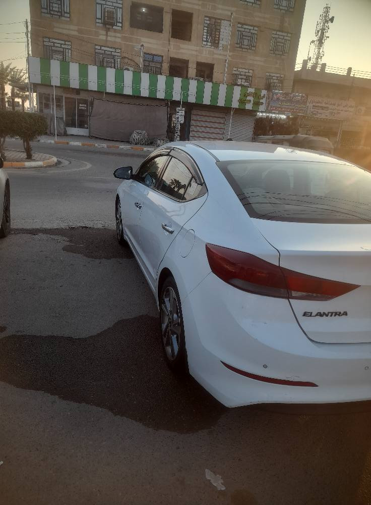 سلام عليكم
سياره للبيع النترا موديل ٢٠١٨ خليجي لون ابيض فول مواصفات عدا البصمه حساسات خلفي فتحه سقف داخل صاج ويل ١٧ تخم تاير رقم الاماني بسمي بغداد سنويه ٢٠٢٨ صبغ بنيد+نص دوسه صفحه الايمن ممن دون ضرر السعر ١٥٠ وبيها مجال قليل العنوان بغداد المحموديه ***********
