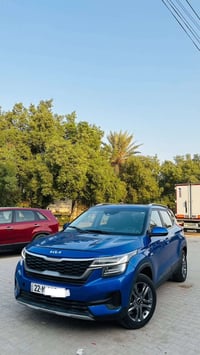 سلتوس للبيع فقط  الموديل :2023 ماشية : 15 ميل مكينة :2000 دوش ( كير مك...