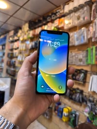 آيفون X • ٢٥٦ جيجابايت • فيس آيدي معطل