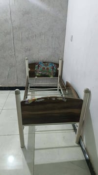 سرير • مستخدم قليل • الرسالة بغداد