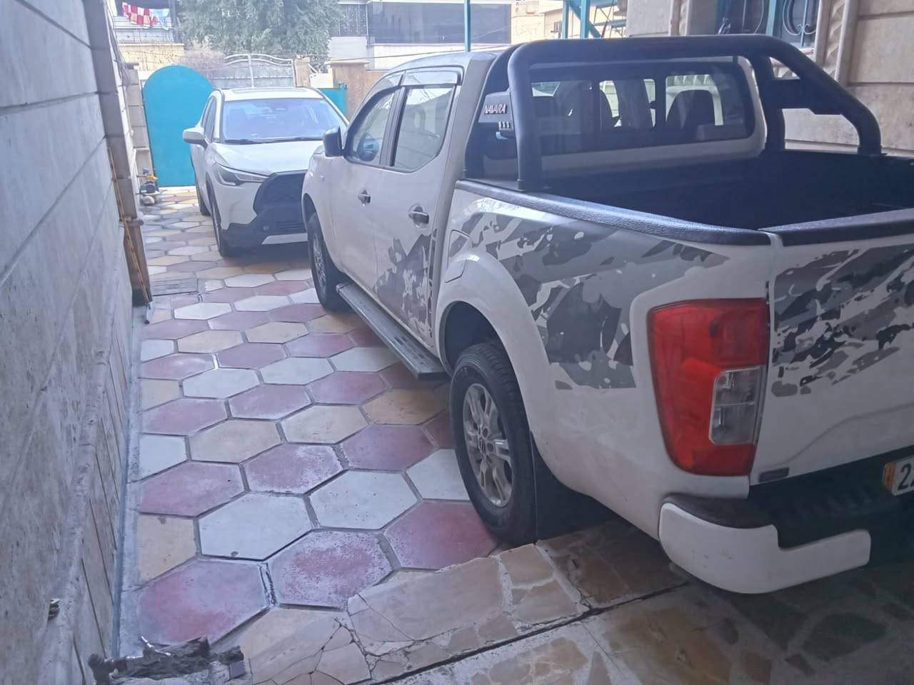 السلام عليكم للبيع نيسان نيفاره موديل 2024 زيرو بسمي رقم اربيل كير عادي مكاني بغداد الكراده السعر 226 قفل ***********
