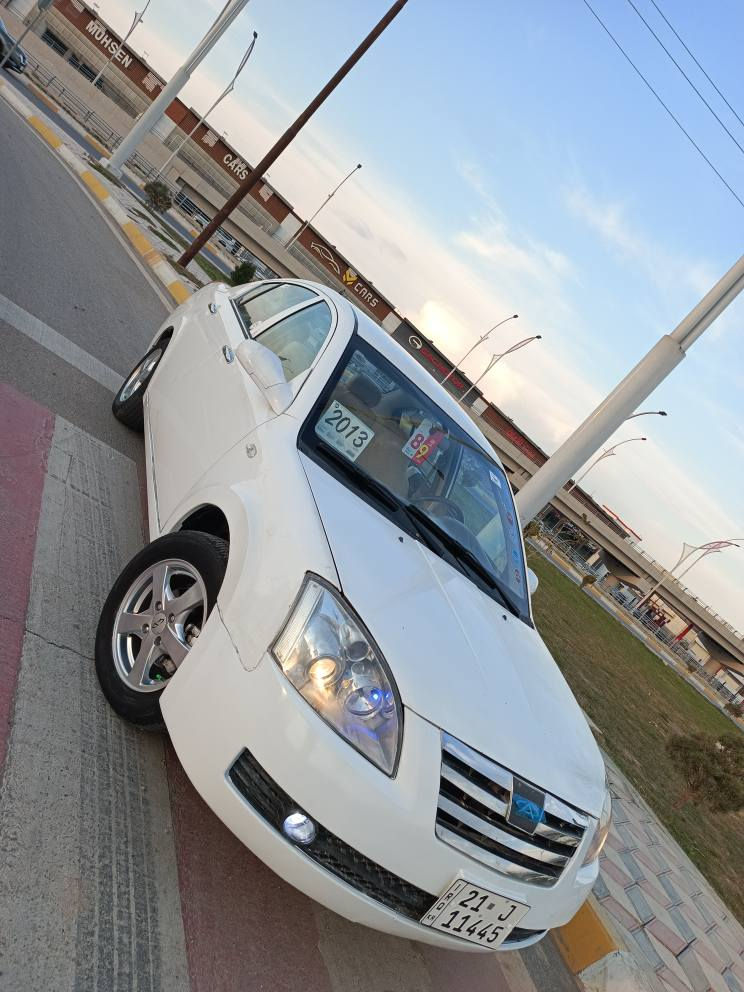 السلام عليكم 
للبيع شيريA5
دفتر بنزين موجود ⛽ 
موديل 13 
محرك بالشرط ما مفتوح لا صرف لا بخار 
كير بالشرط ما مفتوح 
تبريد ثلج ❄️
تدفئة النار 🔥 
لايتات زينون 
💯مواصفات 
شاشه ايباد كاميرا 
حساس 
تحكم استيرن 
صدر امامي خلفي دبلات كله بالشرط 
سياره شركه ما ملعوب بي سياره جديد من كل النواحي 📦 سعر مناسب  💵 53 بيها مجال شراي خابر على رقم *********** مكان كركوك كركوك, العراق
