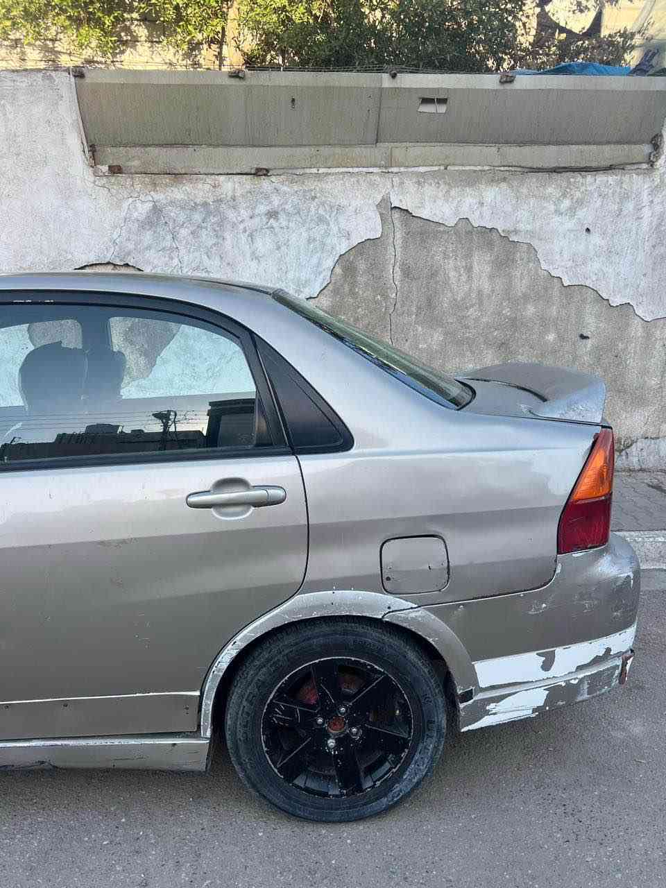 السلام عليكم سازوكي ليانا 2006 
{رقم مميز   } بصره تحويل ثاني يومي 
محركها بيها بخار كورلا 
حداديه كهربائيات كير كلها بلاديه 
السياره كلها بلاديه وكلها شغاله 
البصره 
***********
السعر 38 وبيه  مجال البصرة, العراق
