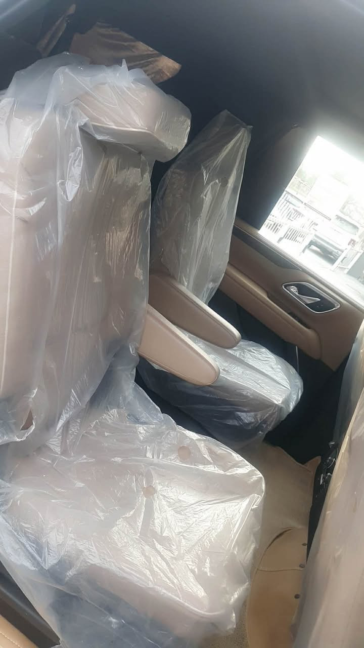 السلام عليكم
تاهو برايمر فول 2021

حادث باب امامي وخلفي جهة يمنى خفيف رقم بغداد بااسمي

السياره استخدام شخصي مطالعه هواي 

سعرها 420 وبيها مجال قليل

عنواني بغداد غزاليه 

***********
