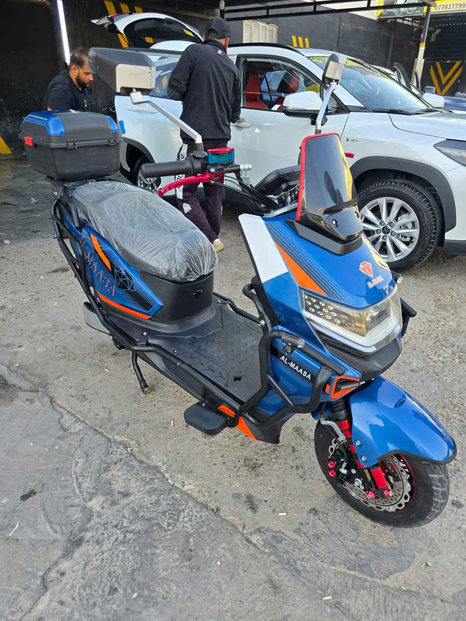 مووطور شحن 6 بطاريات
الون ازرق
موطور بعده جديد استعماله قليل
بطاريات مفوله
السرعه 90X
وبطاريات لا مرفوعات ولا مره بعدهن مال شركه
وبيناتنه وين متيد تفحص تفحص
االسعر725 وبي مجال حك الجيه
الاستفسار عل الرقم (***********) بي واتساب
