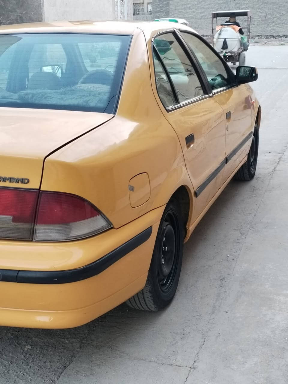 للبيع سمند موديل ٢٠١٢ كير مكينه مكفولات رقم بغداد دولي سنويه ٢٠٣٠ هيئه مصفره كهربائيات كلها شغاله سنتر لوك ريموت تبريد تدفئه  مكانها بكربلاء سعرها ٣٧
***********
