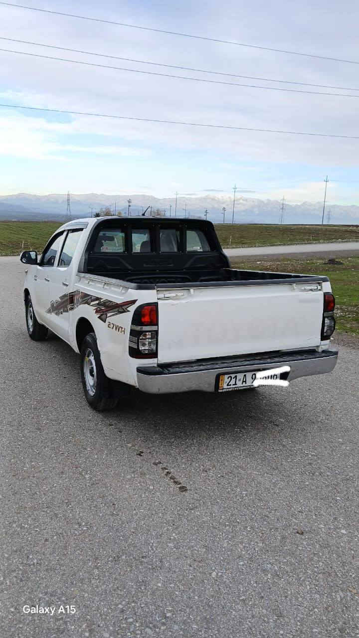 مرزي هيلوكس موديل 13مكفوله كفاله عامه رقم سليمانيه /*********** مكان السياره حلبجه الجديده
