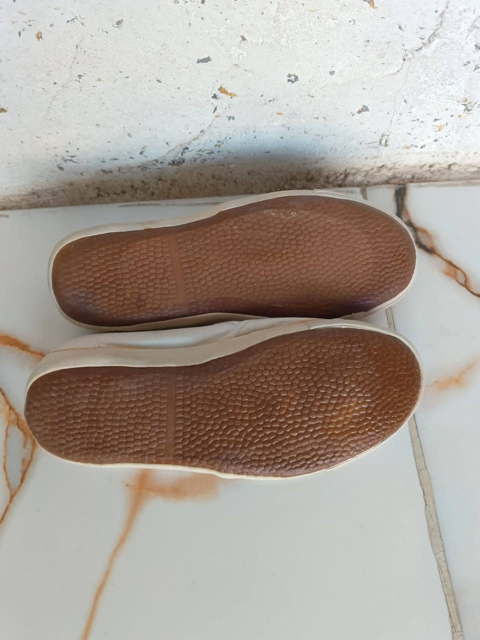 بالة اثنينهن قياس 41 اثنينهن ب 4 الاف


**إذا كنت صاحب هذا الإعلان وتريد حذفه لأي سبب، رجاءا أرسل رسالة إلى الدعم الفني**
