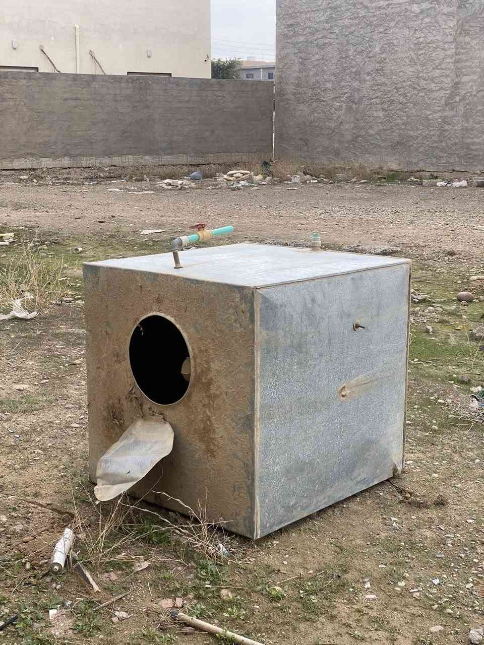 تانكي ماء للبيع  1000L العدد ٢  للاستفسار *********** او خـــاص
