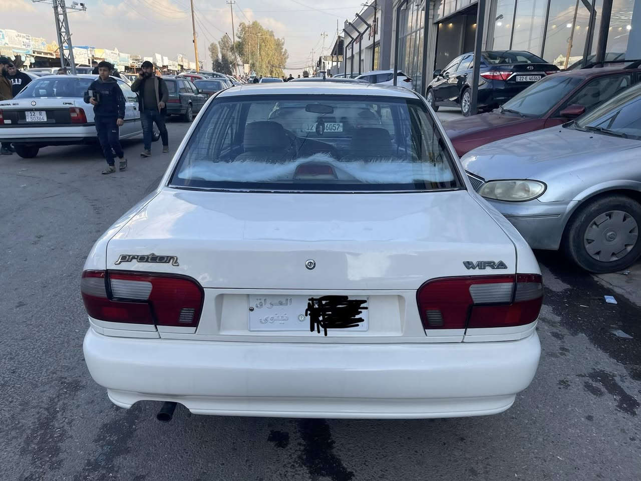 السلام عليكم
بروتون للبيع 
2002استيراد خاص 
گير اوتوماتيك دشبول ايرباك
ضرر فقط شبر بچاملغ الخلفي بس الچاملغ نصه اطوز 
جامات امامية كهرب 
محرك 1500 جديد گصة 
ريموت قفل فتح صندوق كهرب 
ريموت تشغيل اطفاء عن بعد 
 شاشة اندرويد كامرة خلفية دبل USB بالدشبول للشحن 
مرايات كهرب مع هيتر 
بلاجكتورات امامي مال شركة 
سيارة كلشي بيها شغال باستثناء التبريد 
طخم…باتري كله جديد 
رقمها صدامي  سيارة باسمي معاملتها واصلة الهزة 
والي يشتريها هو يكمل معاملتها  وبالهزة اني اضمنها 
والغرامات اني ادفعها 
للاستفسار اكثر ***********
السعر 55 ورقة قفل
