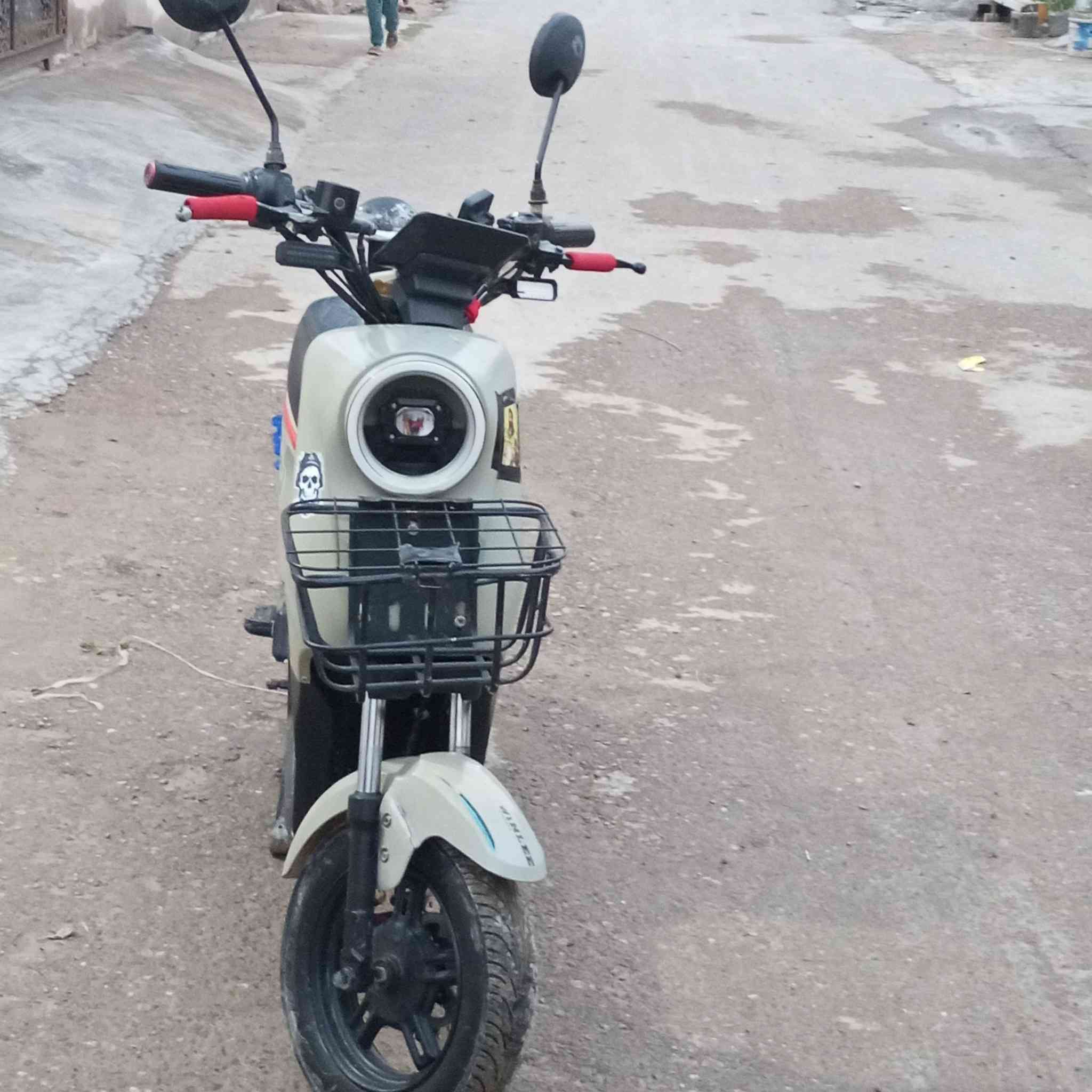 سلام عليكم دراجه للبيع ار 9 جديده بعدها بصمه وسويج بطاريات كبار 32امبير السعر 375


**إذا كنت صاحب هذا الإعلان وتريد حذفه لأي سبب، رجاءا أرسل رسالة إلى الدعم الفني**