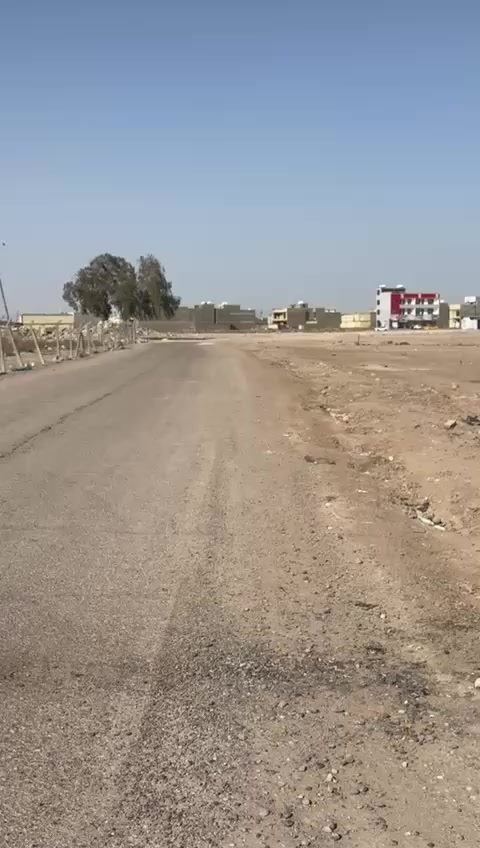 سلام عليكم 👋
قطعه ارض ملك صرف بمربع ال 3000 💥
المقاطعه 2/10 💥
رقم العقار -  3984 💥
المساحه - 250م  💥
الواجهة-- 12 ونص  💥
النزال-- 20 💥
قرب شارع 40 وقريبه علئ شارع حله بغداد  🛤
نتكفل_بالقطعه_لحين_التقرير  📑
~~~~~~~~~~~~~~~~~~~~~~~~~~
الاستفسار الاتصال او مراسله الصفحه 
محمد السراي: *********** 📞
حسين السراي: *********** 📲
لا تفوتوا الفرصة!
