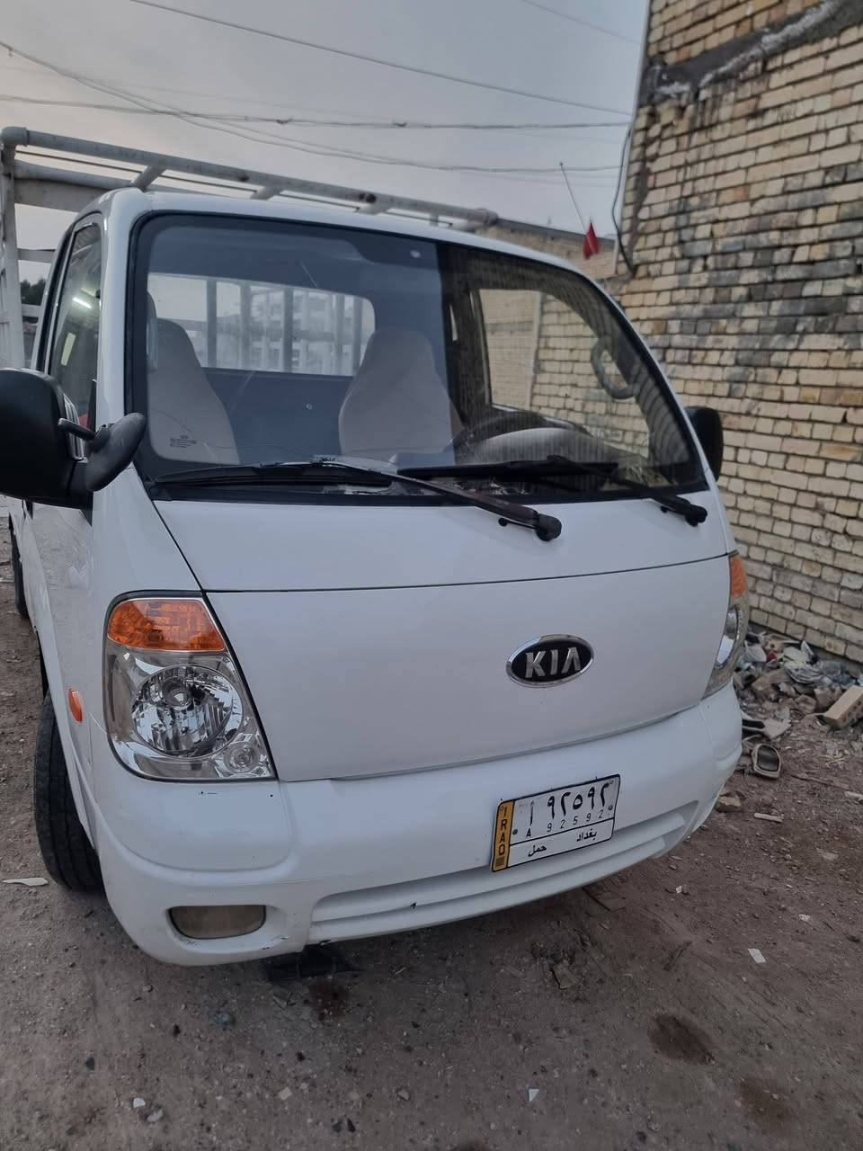 للبيع كيا حمل مكينه مسكر سبلاين جديده موديل ٢٠٠٦ رقم بغداد مكاني بغداد تنباع بدون محجر***********
