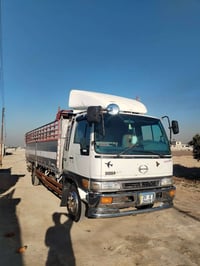 هينو سبعين • عادي • مكفولة