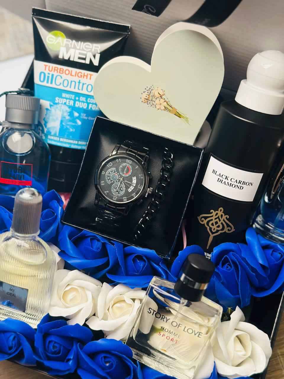 بوكس صنع بكل حب.. لروحٍ تجعل لكل يوم معنى. كل عام وأنت حبيبي. 🌹⌚️"

التفاصيل الصغيرة هي التي تصنع الذكريات الكبيرة.. هدية بلمسة من الفخامة لمن يملأ حياتي بالجمال. عيد حب سعيد 
لأغلى الناس. 🎁💙"
أنتَ العطر الذي يفُوح في أيامي، وأنتَ الوقت الذي لا أريد أن ينتهي. عيد حب سعيد يا أغلى هدايا القدر. 🎁👑"

لأنك الحب الذي لا يتكرر، ولأنك تستحق أجمل التفاصيل.. اخترتُ لك من بين كل الهدايا ما يليق بمكانتك في قلبي. كل عام وأنت نبضي وسعادتي. ❤️✨"
مع كارت حسب العبارة لتردوها 😍 ابو الخصيب, البصرة


**إذا كنت صاحب هذا الإعلان وتريد حذفه لأي سبب، رجاءا أرسل رسالة إلى الدعم الفني**