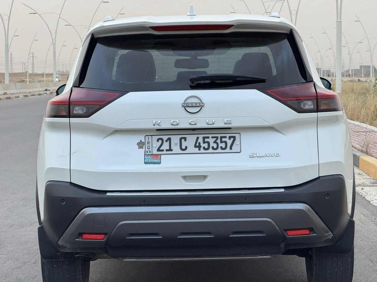 نيسان روج 2023 الفئه  SL  فول 1/1
بانو رما داخل جلد اوف وايت  
بردات بل بوب 
رادرات محيطيه 
جنطه كهرباء شفط 
5كامرات 
منافذ شحن يو اسبي 
تبريد خلفي 
دبل كير 
حساسات اماميه خلفيه 
نضام سستم صوت 
كشنات تفئه 
صبغ ربع جاملغ ربع دعاميه امامي  تحويا او وكاله 
***********
