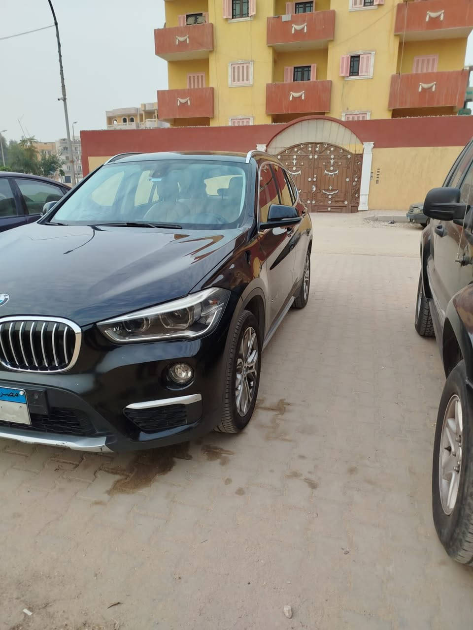 🚙 للبيع BMW X1 موديل 2017
حالة ممتازة وفابريكا بالكامل 💎
📌 التفاصيل:
عداد: 215,000 كم
صيانات منتظمة ✅
بدون أي مصاريف إضافية
السعر قابل للتفاوض البسيط 💰


**إذا كنت صاحب هذا الإعلان وتريد حذفه لأي سبب، رجاءا أرسل رسالة إلى الدعم الفني**