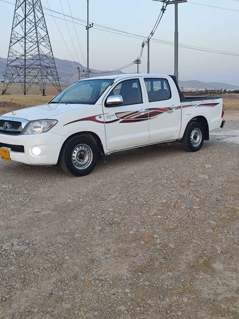 بیکاب مەرزییە 
شانسی 19زنینۆنو حە راری 
سعری زۆر گونجاو خوار بازاڕ 
3ڀئبارجە بۆ یاغ لە سەر ساغی بئدەعو لئدران 
سە قفی بە شی ڀئشەوەی تۆزئک ساردی هه یە 
گئڕو مە کینەی لۆک لۆکە بە شەرتی 10فیتەر 
دە قەو ڕە قەی بە شەرت جرکەو سەت دۆلار ببڕە 
سەنەوی تازە بە سەر جوە تە حویلو خرامەی بە شەرتە 
سعری 130مە جالی کەم  شوئن بیرە مە گرون 
ژمارە ***********
*********** السليمانية, العراق
