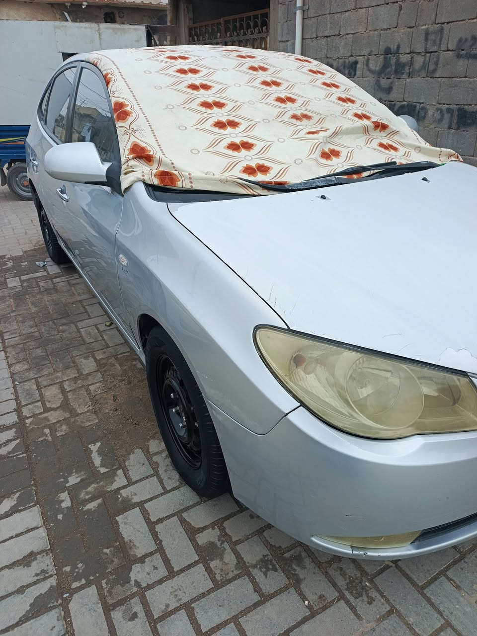 أفانتي موديل 2009 مكينه جيده تبريد شغال الكير ضايج بي صفنه وارد كوري مامكفول من الصبغ السعر 90 ورقه أتصال فقط واتساب***********
