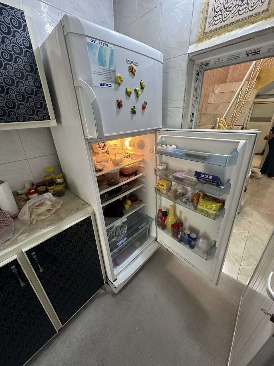 غرفه نوم كاتري 🛌 
ثلاجه 
كزامه احذيه
***********
واتس
