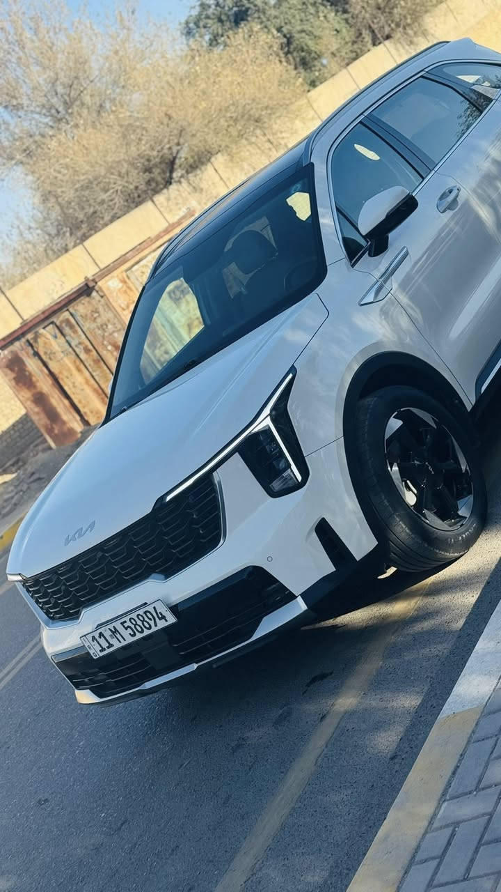 السلام عليكم سورنتو 2024 خليجي فول مواصفات ماشية 60 مكفولة عدا بارد بسيط بالجاملغ الامامي بصمة بانوراما شاشة متصلة كاميرا نفكيشن شاحن لاسلكي حساس امامي خلفي اشارة بالمري ومري شفط كشنات كهرباء صندوق كهرباء كير ماوس داتا شو ويل 19  عدد الركاب 7 راكب 6 سلندر 3500 مكينة بردات خلفية 3 قطع تبريد شفتات ستيرن اوتو هولد سايد بريك بصمة مساعد نزول منحدرات تبريد بيانو لمس لد امامي خلفي وباقي الموصفات معروفة السعر 303 وبيهة مجال للاستفسار مكان السيارة بغداد 
***********
***********
