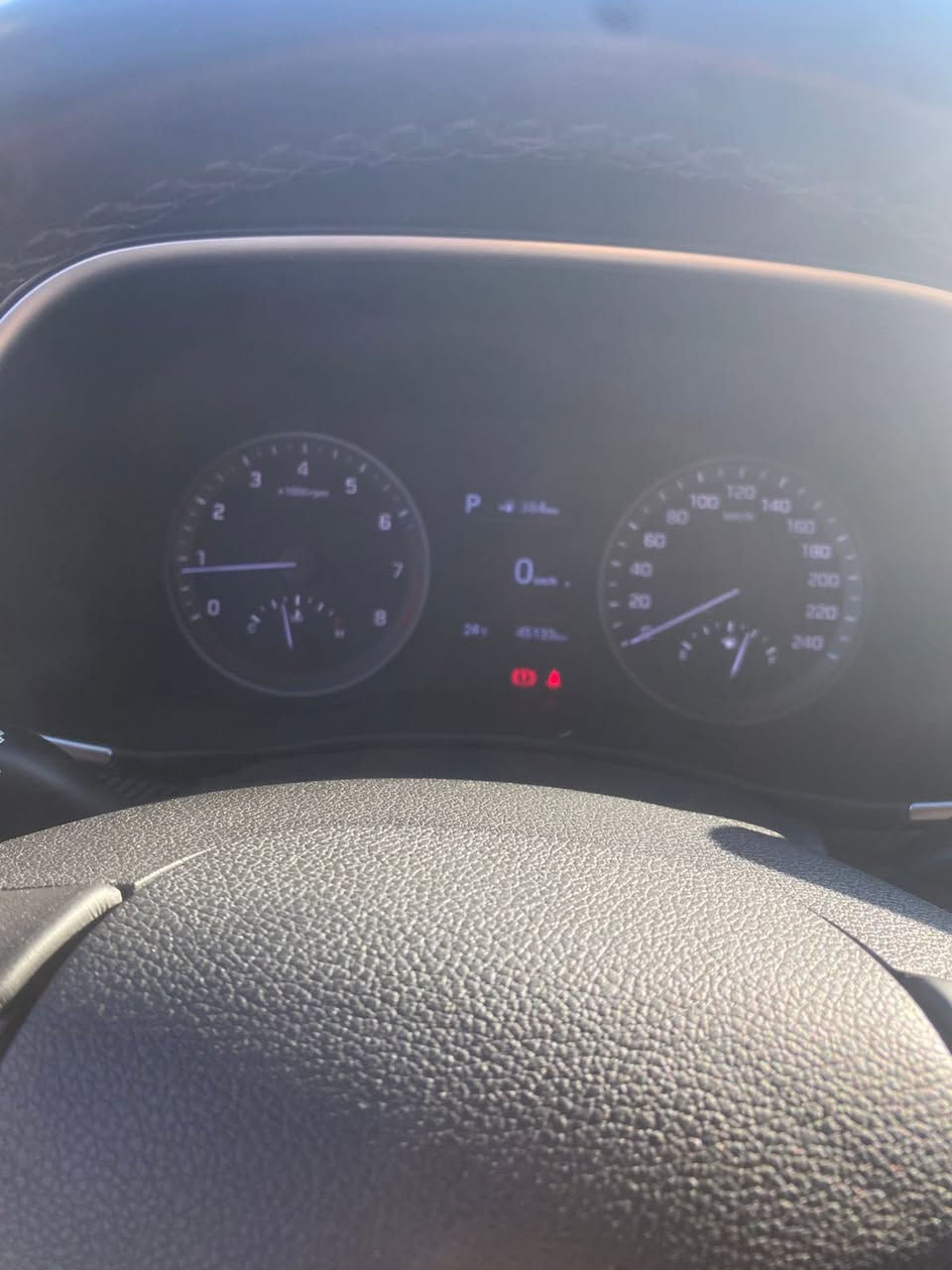 السلام عليكم
توسان خليجي 2020
فول 
بنوراما
مكينة 2000 
بصمه ابواب 
بصمه تشغيل عن بعد 
شاشه كامره 
تحكم ستيرن 
حساس خلفي أمامي 
مقاعد كهرباء 2 
تبريد أمامي خلفي 
ويل كب 
3 انظمة قيادة 
لايت  خمس عدسه
ترحيب على بعد 
شاحن موبايل لاسلكي
مري شفط 
ويل كب 20
رقم بغداد انكليزي سنويه هزه جديد
ماشيه 51 حقيقي السياره جديده 
السياره بيه بس الي ماشر عليه بالبنيد فقط 
مكان السياره بغداد 
السعر 207 وبيه مجال قليل 
***********
