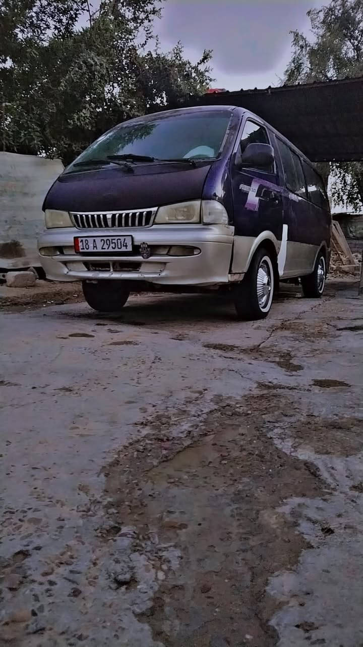 السلام عليكم كيا بريجو٩٨ مثل ما موضح بصوره للبيع علا حطتها بيها شخبوط بل صفحه طويله داخل مدوشم مكينه بيها بخار بدون بدايت حداديه نضيفه السعر ٥٥وبيها مجال جماعت ال٤٠لا تتصلون رقمي ***********
